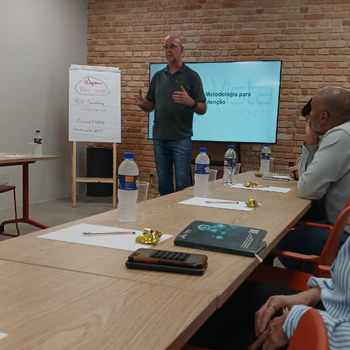 VISTA INDUSTRIAL AUTOMATION PROMOVE TREINAMENTO INTERNO